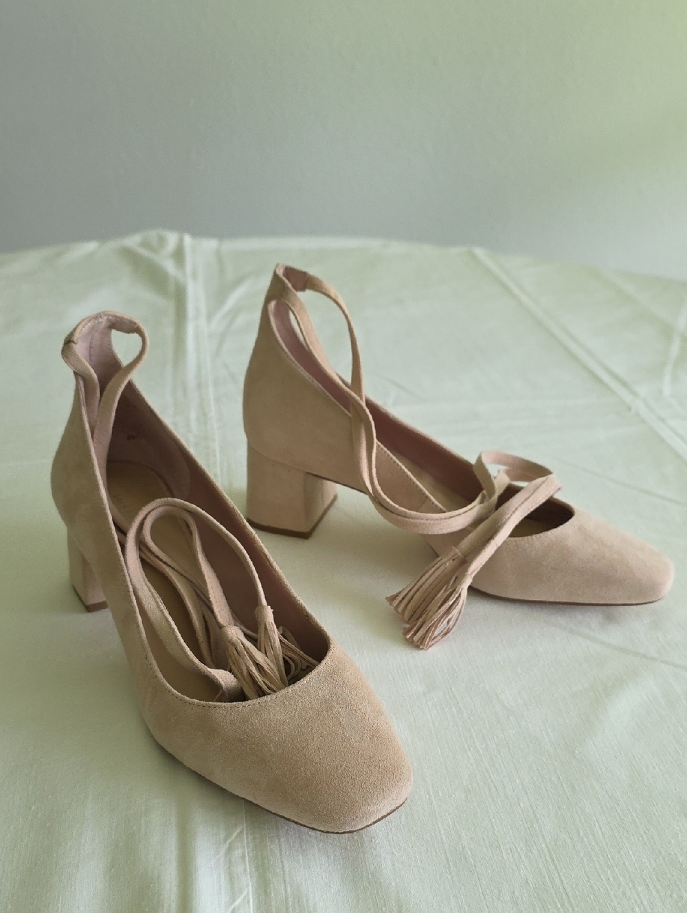 Saks Fifth Avenue Blush Suede Block Heel Pumps with Tassel Wrap